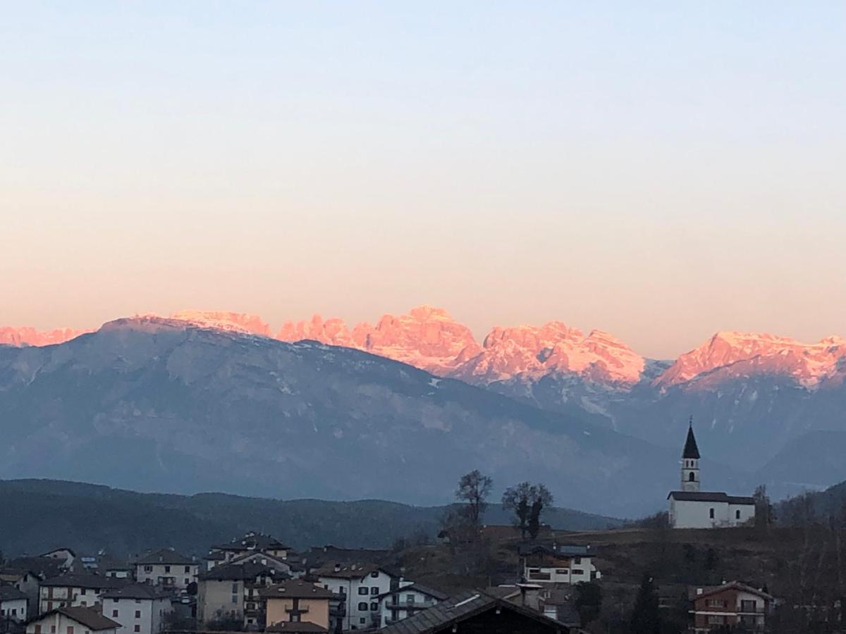 Appartamento Luminoso, Giardino, Vista Dolomiti. 바셀가디피네 외부 사진